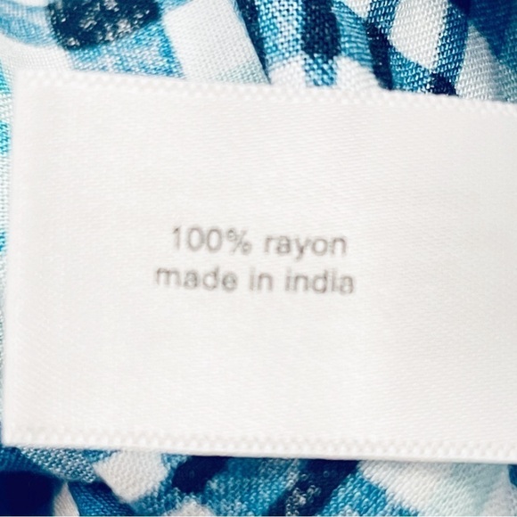 Lane Bryant Tie Front Tunic - Picture 4 of 4